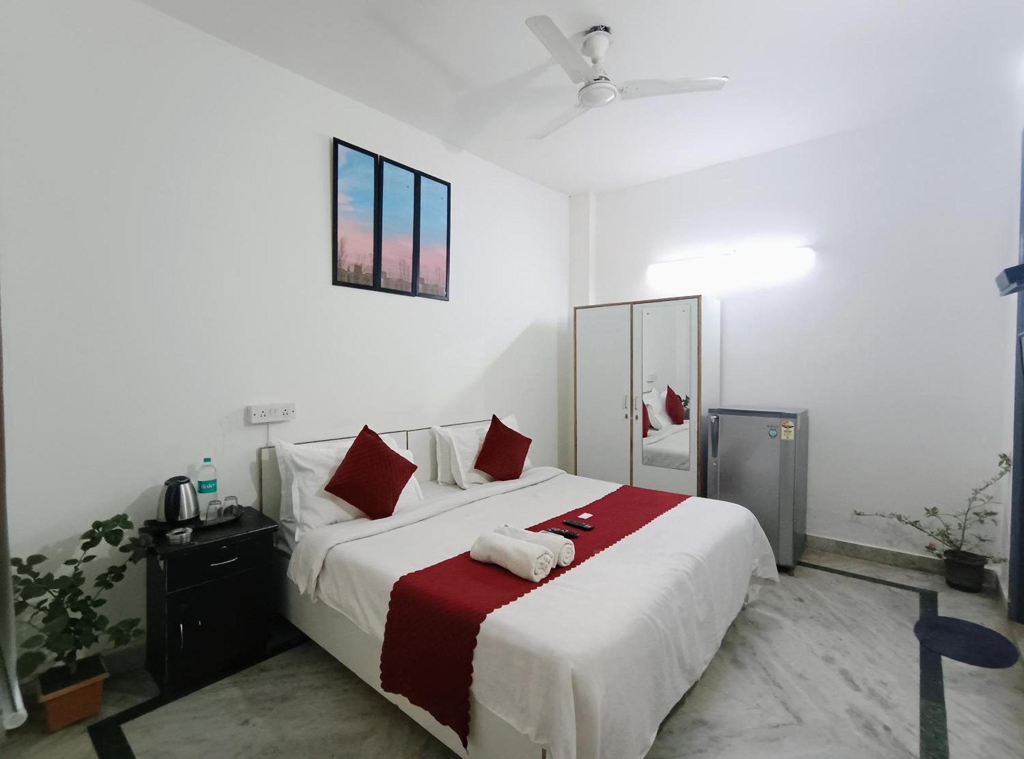 Hotel Hauz Khas Fort View Nowe Delhi Zewnętrze zdjęcie