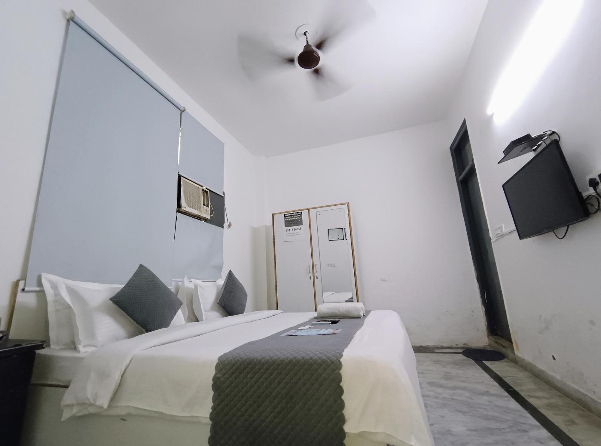 Hotel Hauz Khas Fort View Nowe Delhi Zewnętrze zdjęcie