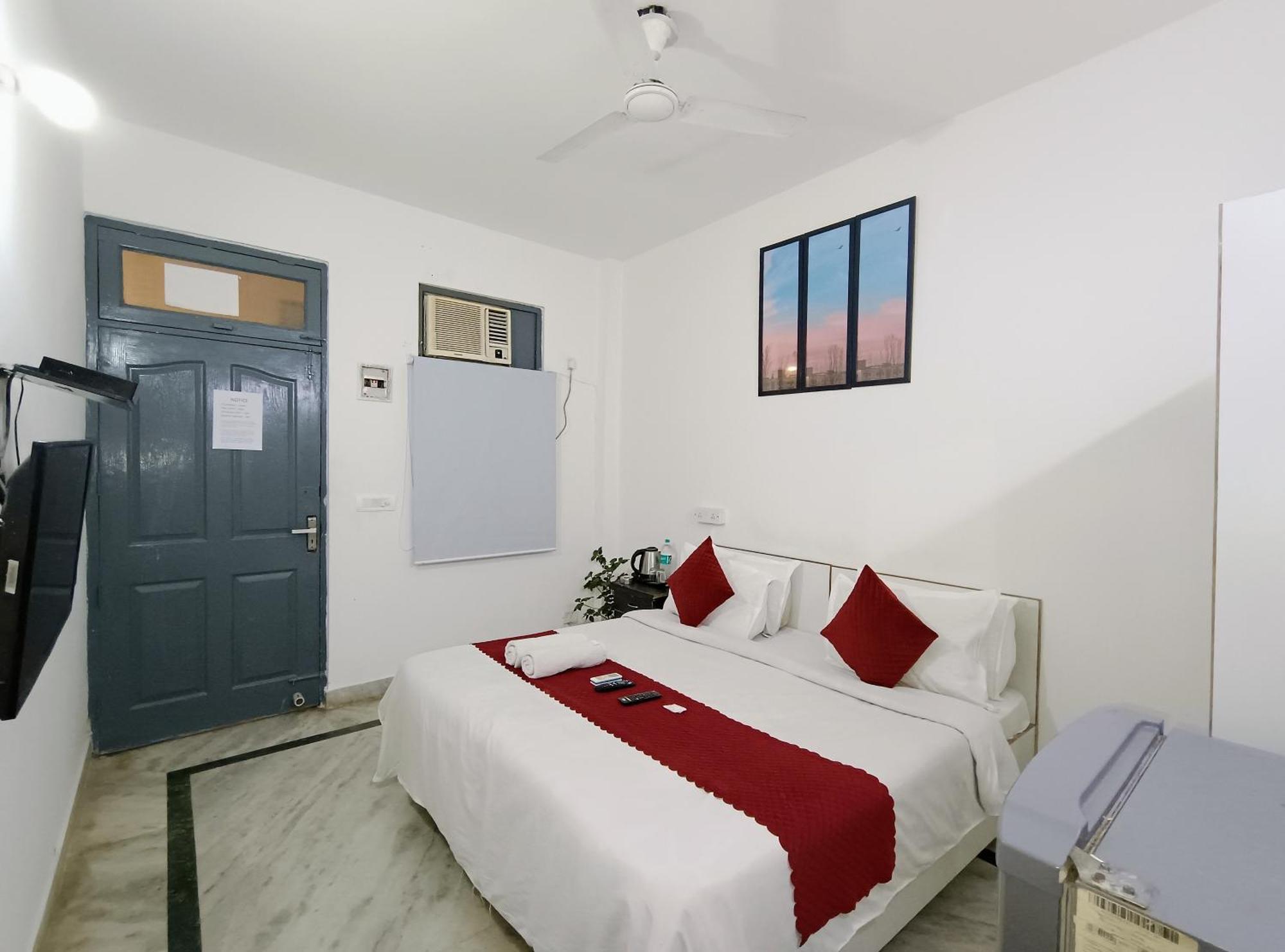 Hotel Hauz Khas Fort View Nowe Delhi Zewnętrze zdjęcie