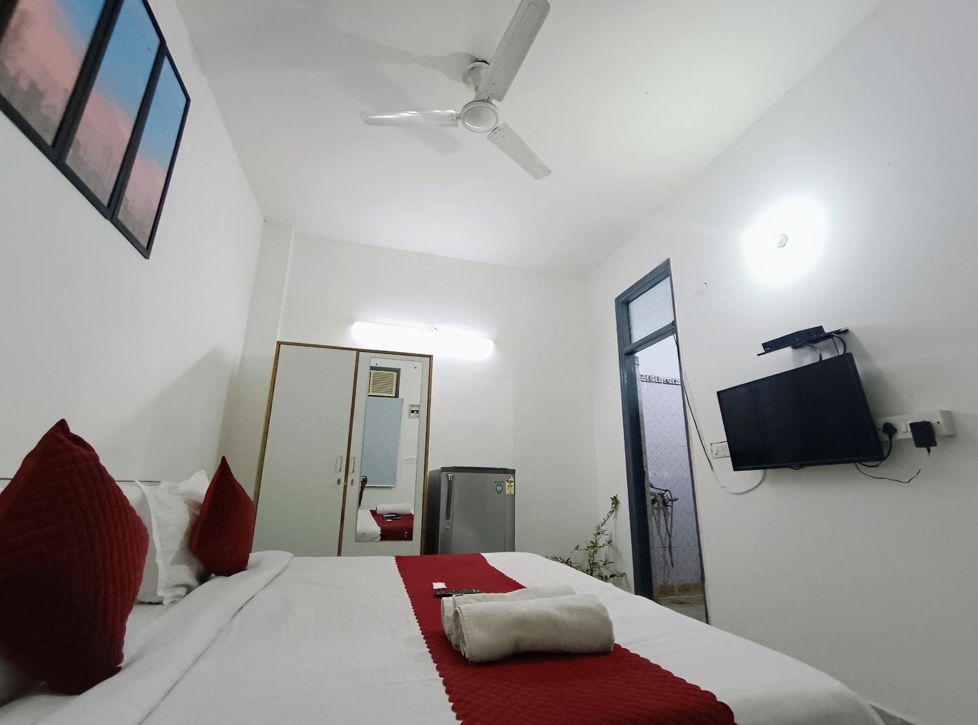Hotel Hauz Khas Fort View Nowe Delhi Zewnętrze zdjęcie