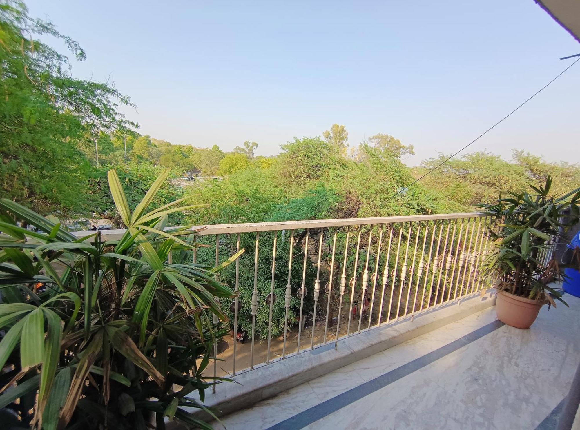 Hotel Hauz Khas Fort View Nowe Delhi Zewnętrze zdjęcie