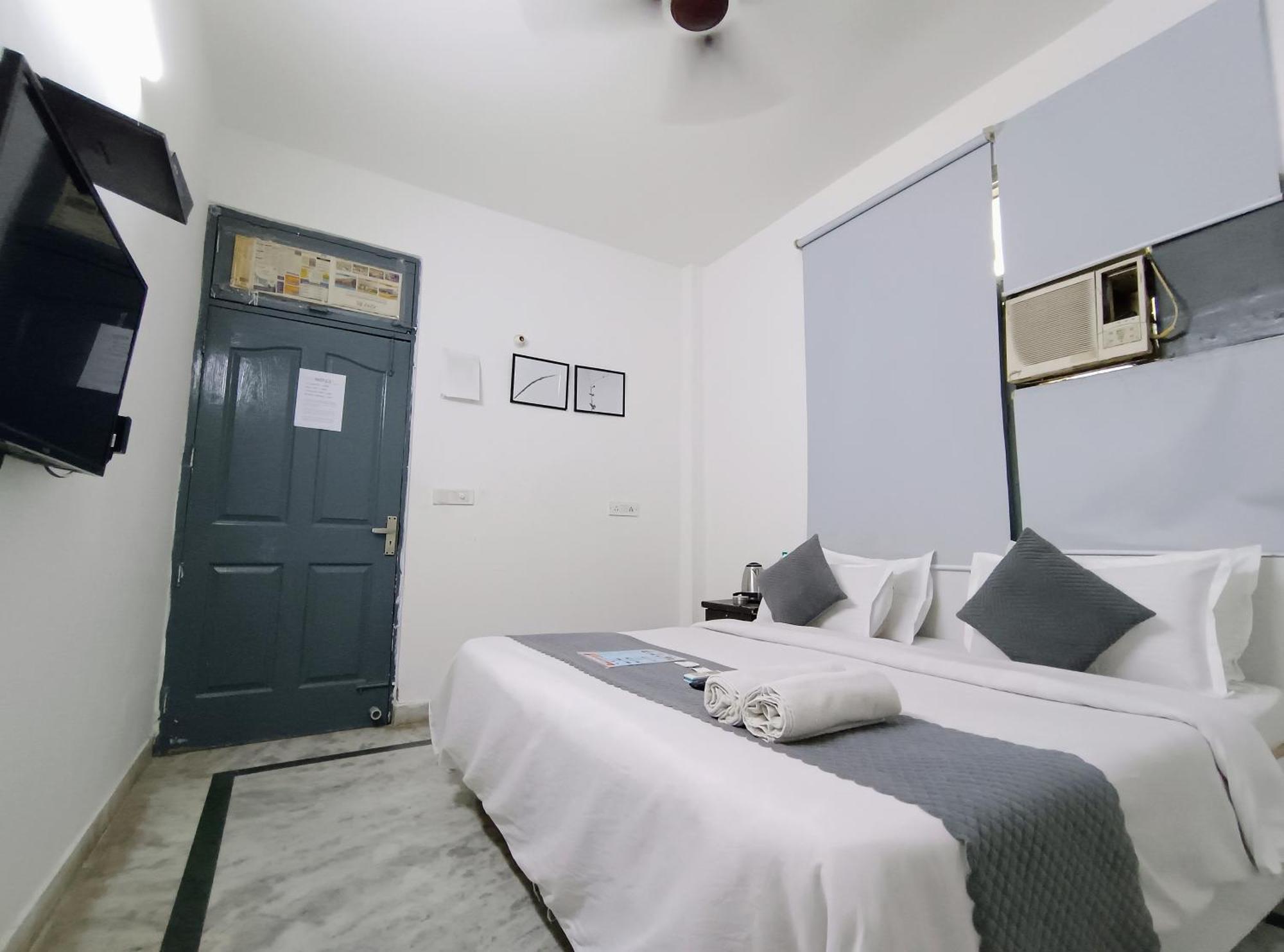 Hotel Hauz Khas Fort View Nowe Delhi Zewnętrze zdjęcie